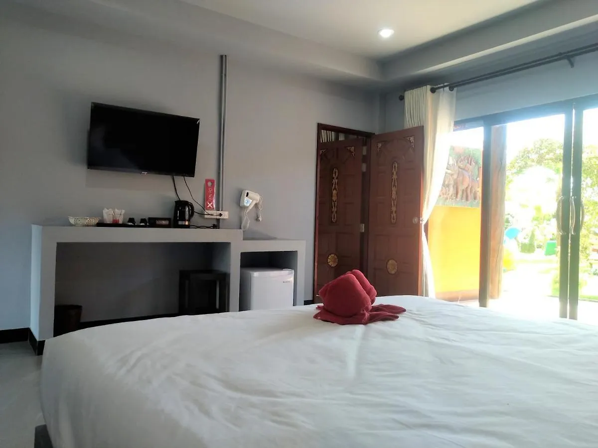 Chomview Resort Koh Lanta 3*,