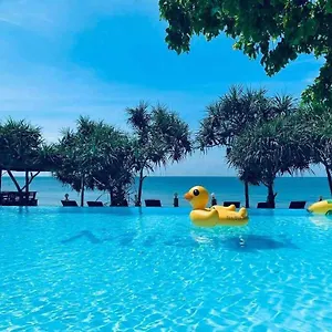 3* Отель Lanta Miami - Sha Extra